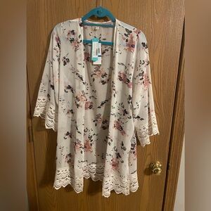 NWT Mason & Belle Floral Lace Trim Kimono - White with Pink Flowers